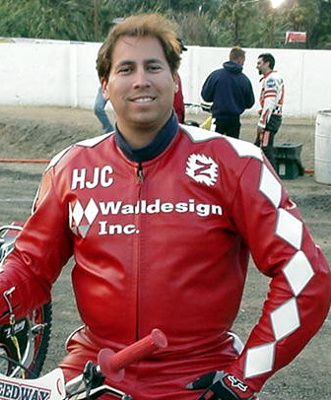 2002 Richard Jones